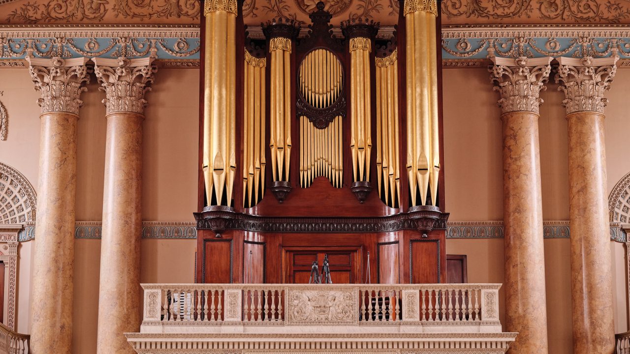 Organ in the Chapel of St Peter & St Paul